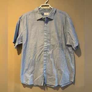 Old Navy Men's Casual Light Blue Button Down Shirt